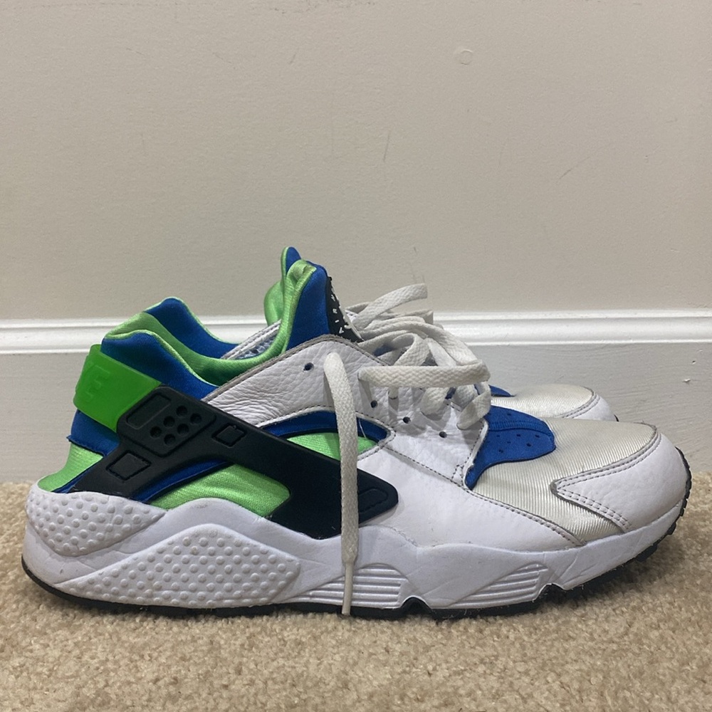 Nike Huarache Sneakers - Mean Green